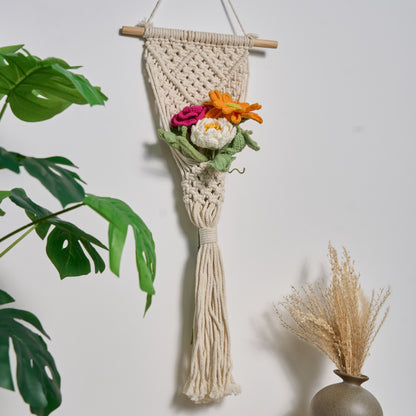 Arazzo portaoggetti in cotone tessuto a mano con fiori