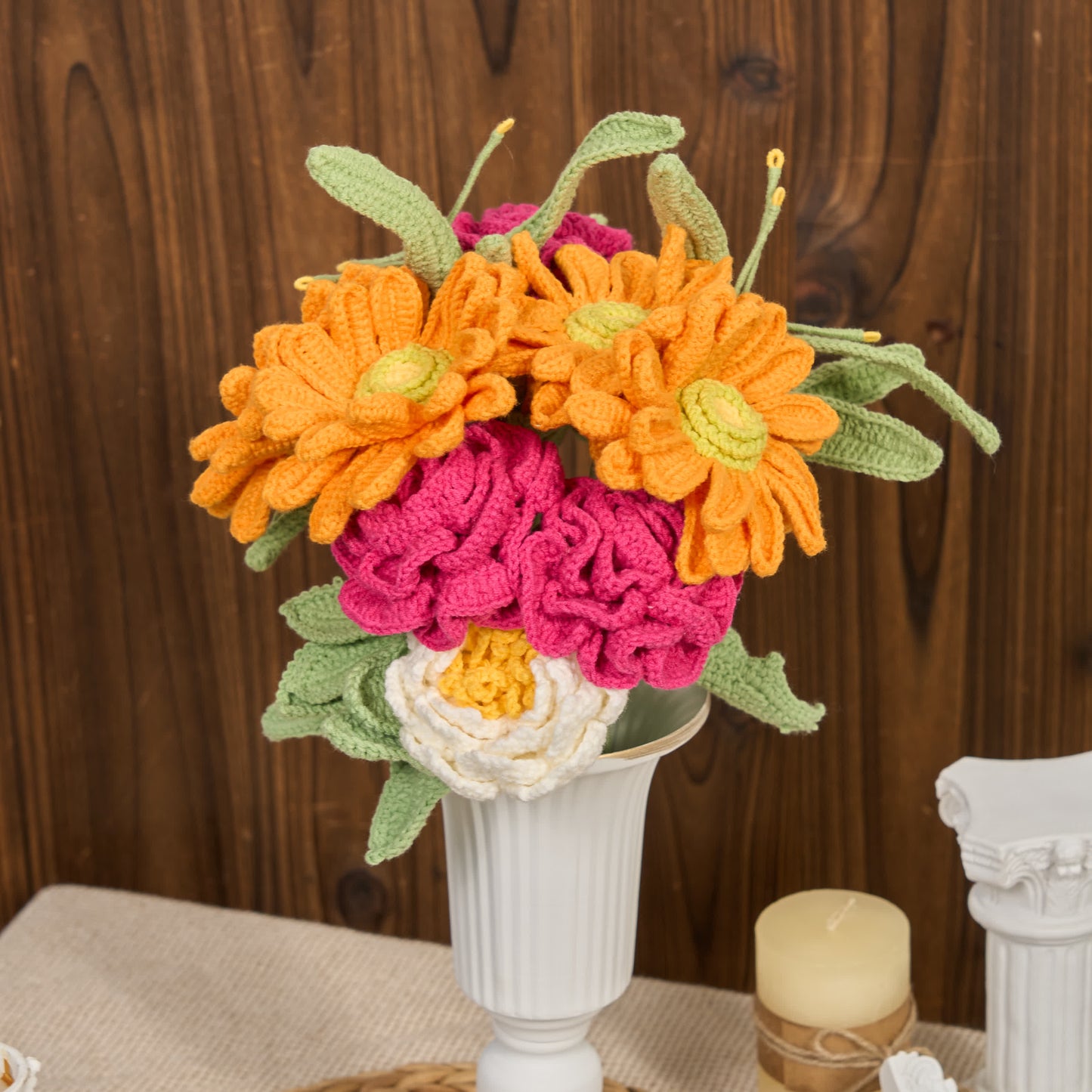 Decorazione per la casa fatta a mano con bouquet lavorato a maglia (12 pezzi)