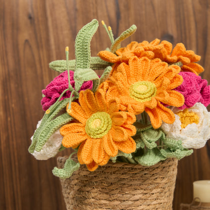 Decorazione per la casa fatta a mano con bouquet lavorato a maglia (12 pezzi)