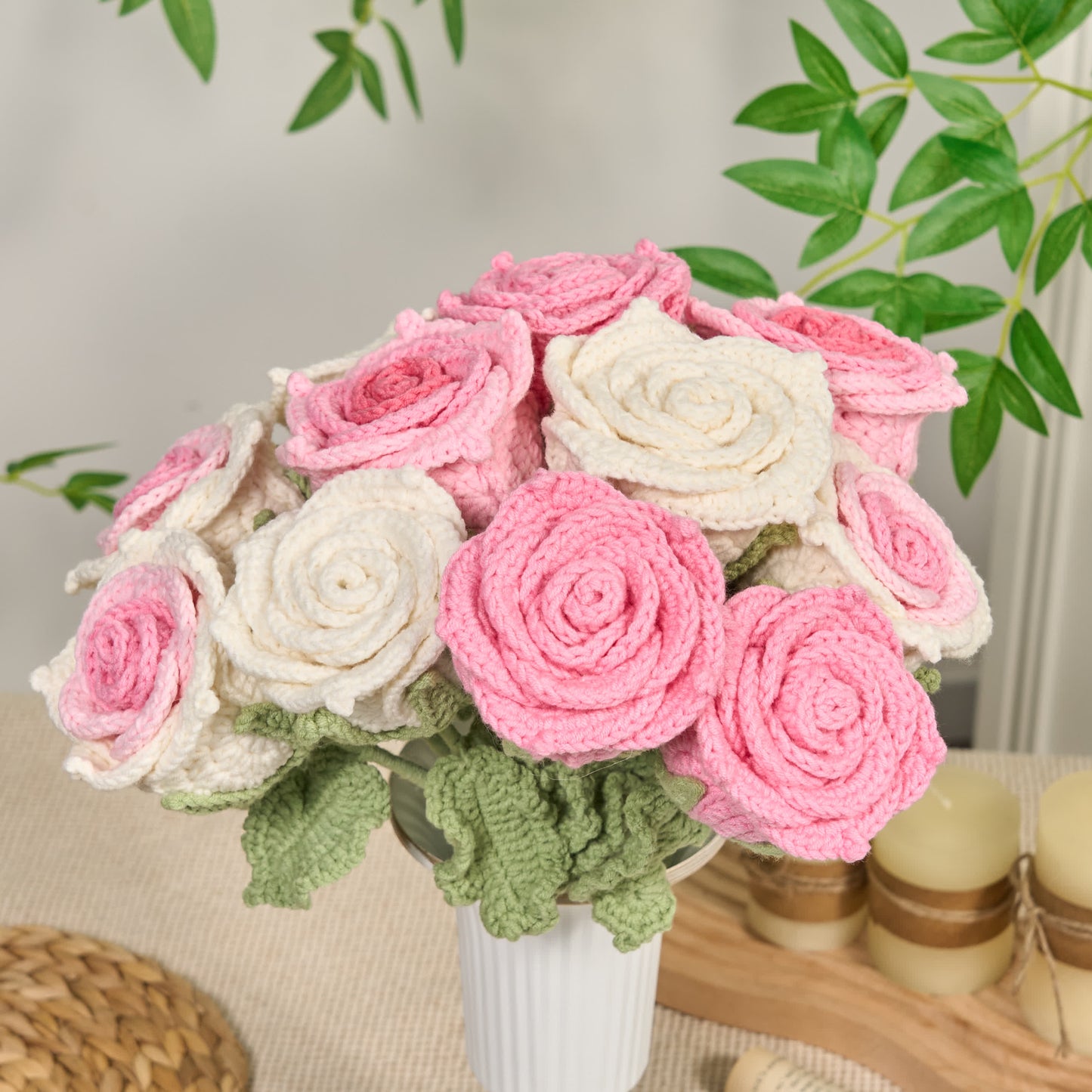 Fiori artificiali di rose all'uncinetto fatti a mano (12 pezzi)