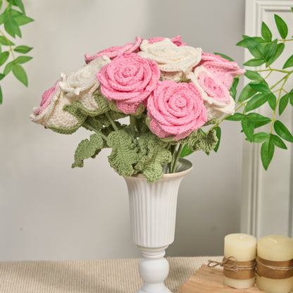 Fiori artificiali di rose all'uncinetto fatti a mano (12 pezzi)