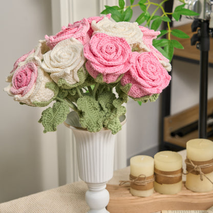 Fiori artificiali di rose all'uncinetto fatti a mano (12 pezzi)