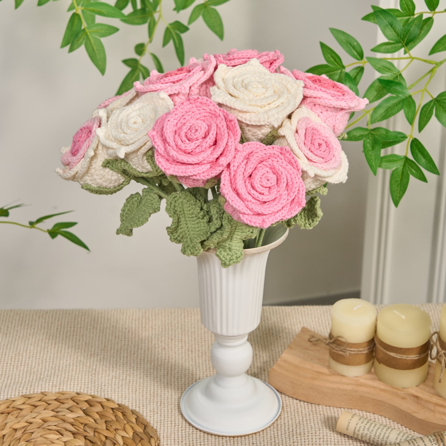 Fiori artificiali di rose all'uncinetto fatti a mano (12 pezzi)