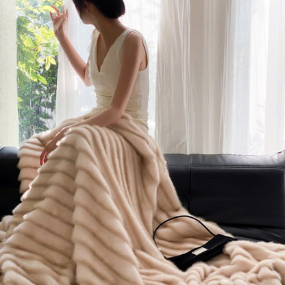 Coperta moderna in pelliccia sintetica a righe