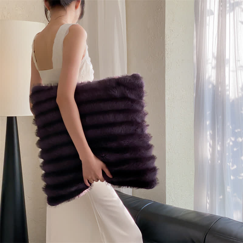 Coperta moderna in pelliccia sintetica a righe