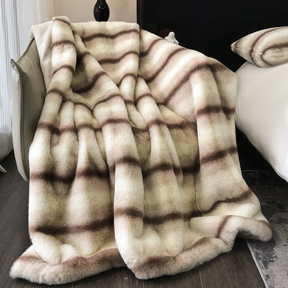 Coperta di lusso a righe sfumate