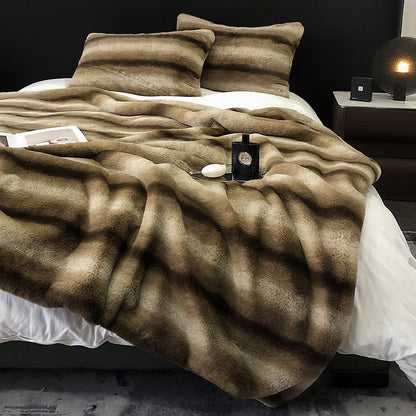 Coperta di lusso a righe sfumate