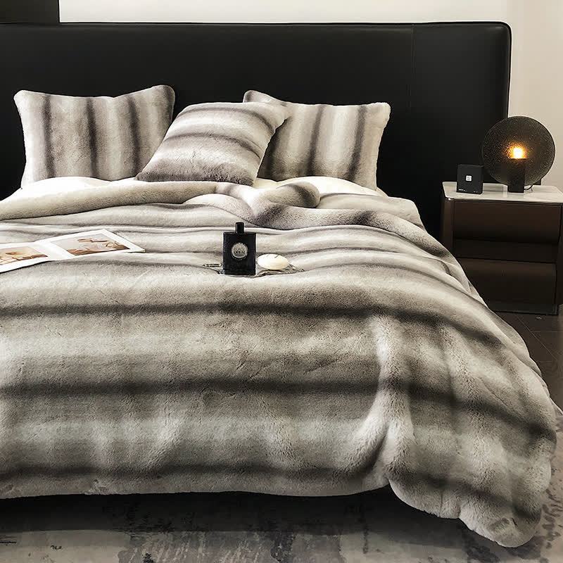 Coperta di lusso a righe sfumate