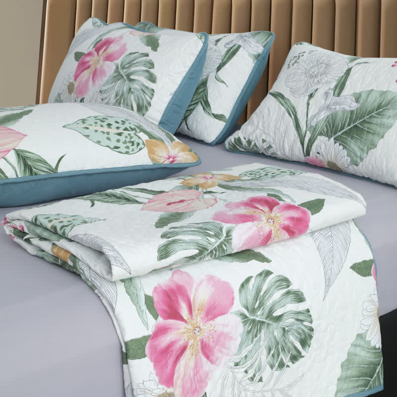 Set di biancheria da letto trapuntata con motivo floreale in fiore (3 pezzi)