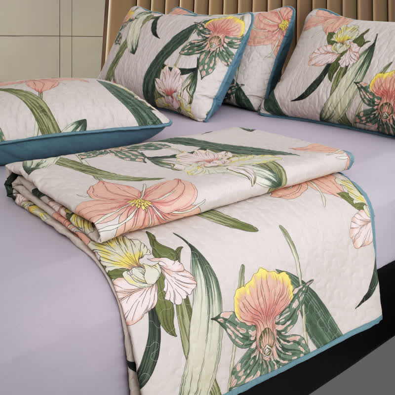 Set di biancheria da letto trapuntata con giglio in fiore rurale