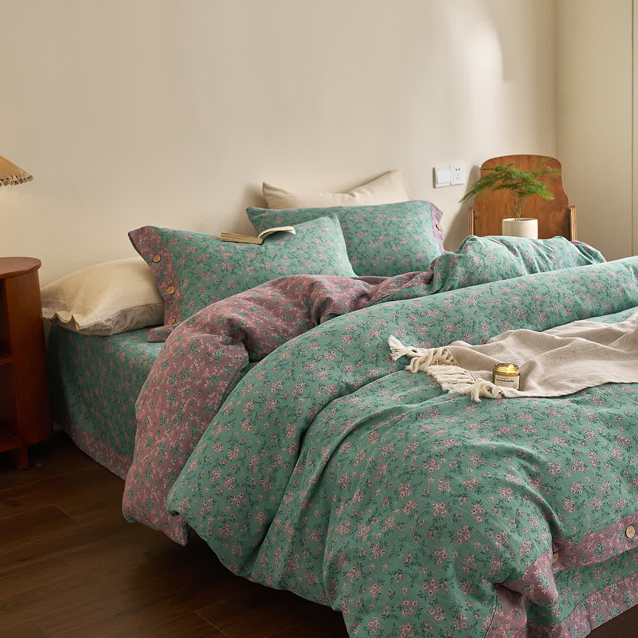 Set di biancheria da letto in garza di cotone con bottoni floreali Refresh (4 pezzi)