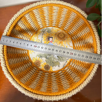 Cestino portaoggetti in corda di canapa fatto a mano a forma di girasole