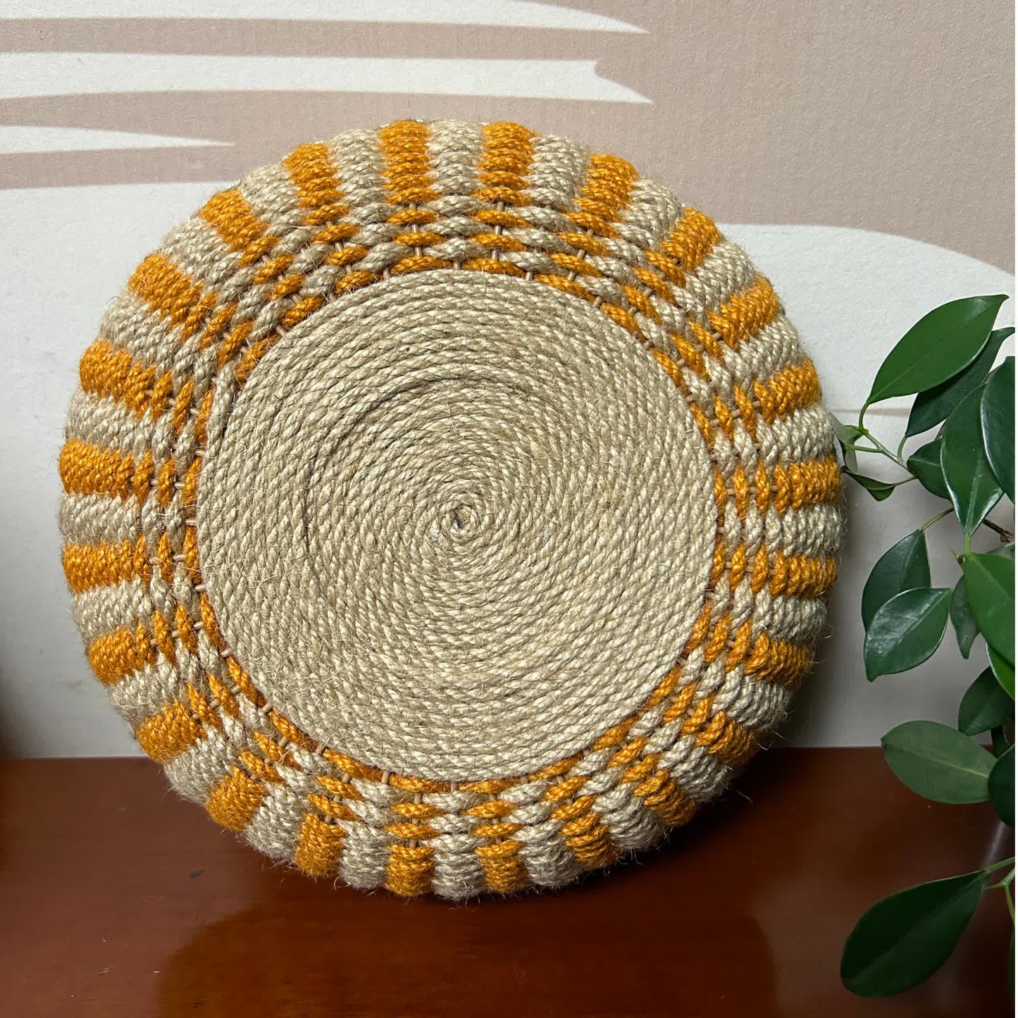 Cestino portaoggetti in corda di canapa fatto a mano a forma di girasole