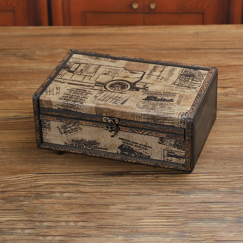 Scatola portaoggetti da tavolo vintage in legno