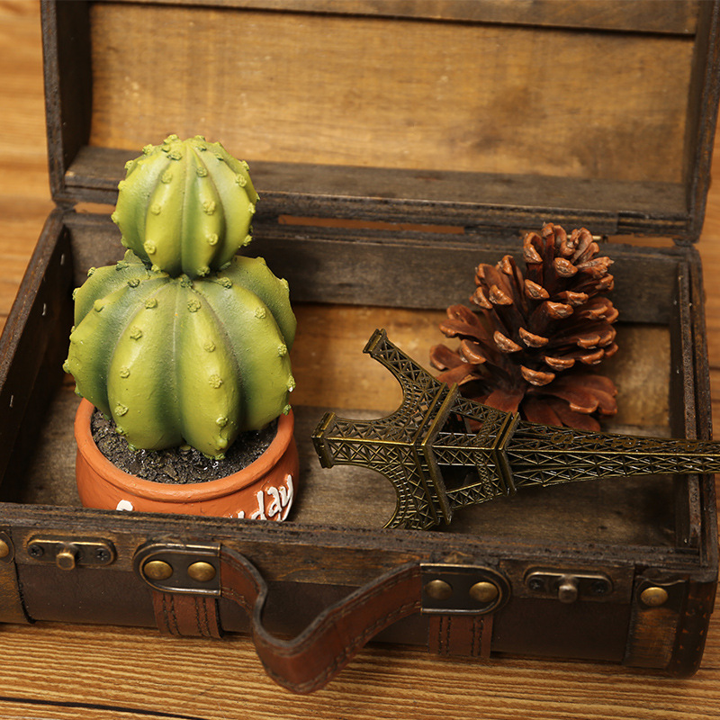 Scatola portaoggetti in legno vintage per valigia