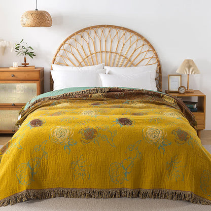 Trapunta reversibile in garza di cotone con rose vintage