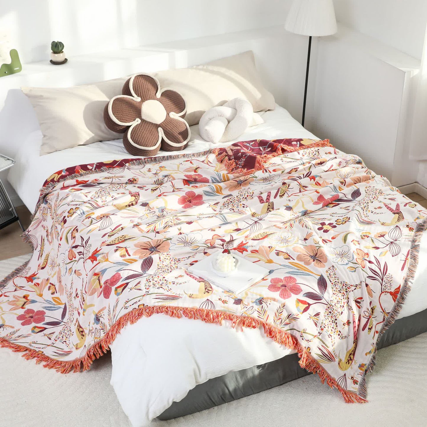 Trapunta leggera in cotone con nappe in stile rurale