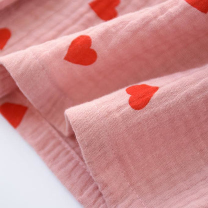 Completo da notte in garza di cotone con cuore jacquard