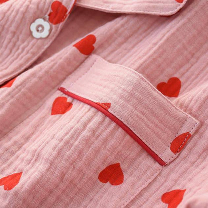 Completo da notte in garza di cotone con cuore jacquard