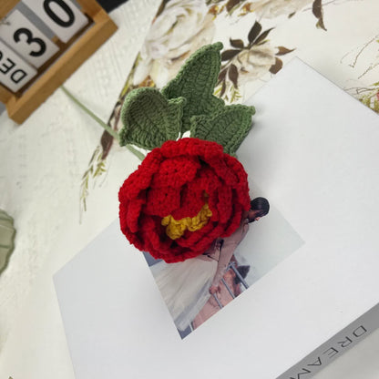 Decorazione per la casa in filato lavorato all'uncinetto a mano, fiore di peonia