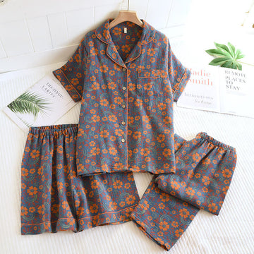 Pigiama in cotone jacquard con risvolto floreale vintage (3 pezzi)