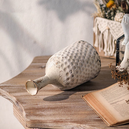 Decorazione per la casa: vaso in ferro battuto retrò