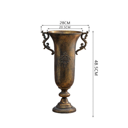 Ornamento decorativo in vaso dorato d'epoca