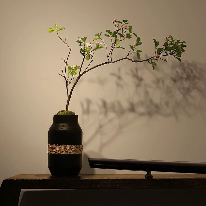Vaso decorativo in legno intrecciato a mano