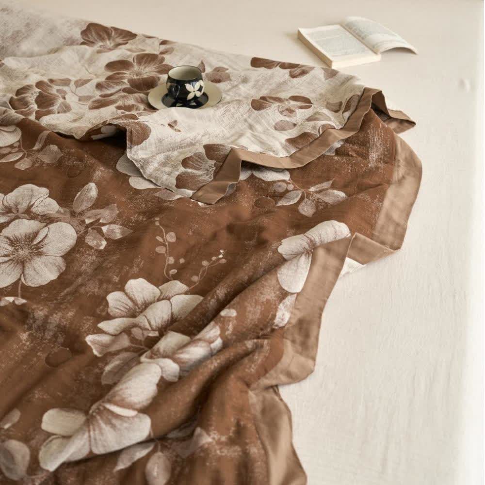 Trapunta retrò floreale in jacquard di garza di cotone