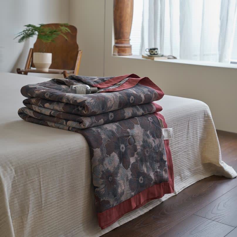 Trapunta morbida retrò in garza di cotone floreale jacquard