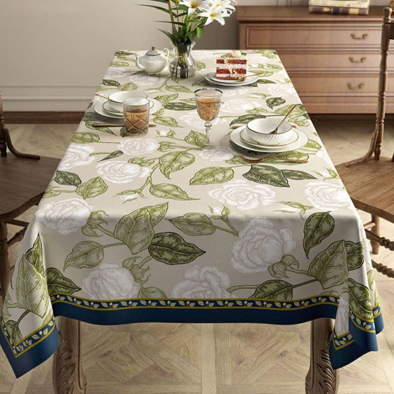 Tovaglia di lino con fiori e piante di lusso retrò e leggero