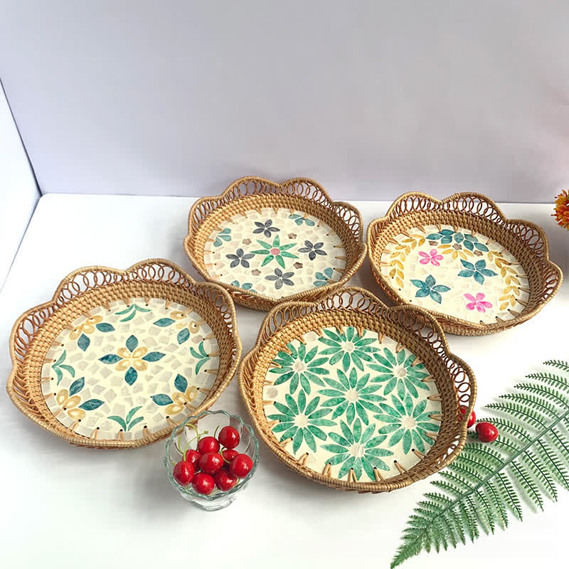 Cestino portaoggetti in rattan colorato a forma di conchiglia