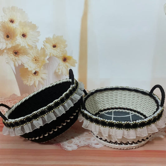 Elegante cestino portaoggetti intrecciato a mano in stile francese