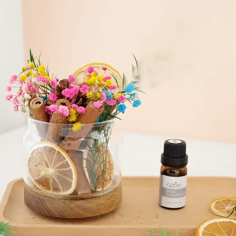 Ornamento profumato con fiori secchi e oli essenziali per aromaterapia
