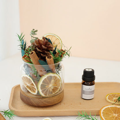 Ornamento profumato con fiori secchi e oli essenziali per aromaterapia