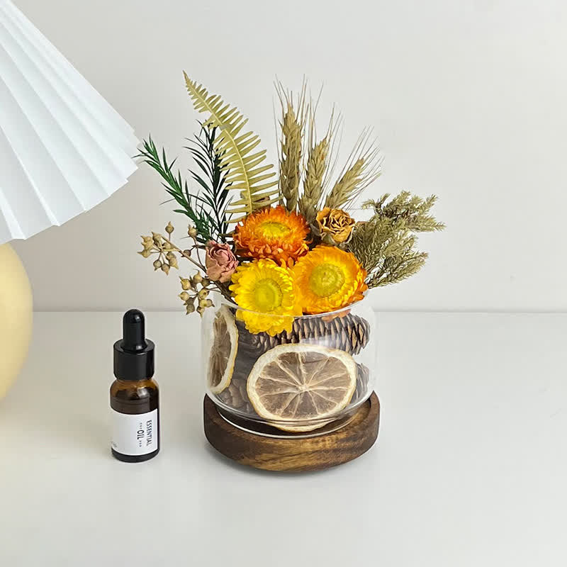 Ornamento profumato con fiori secchi e oli essenziali per aromaterapia