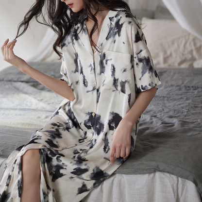Camicia da notte in raso di seta con scollo a revers