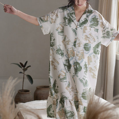 Camicia da notte semplice in raso di seta a maniche corte