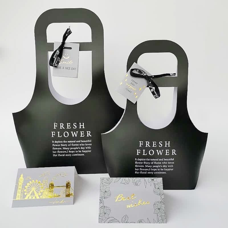 Sacchetti regalo in carta kraft con fiori e manico
