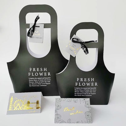 Sacchetti regalo in carta kraft con fiori e manico