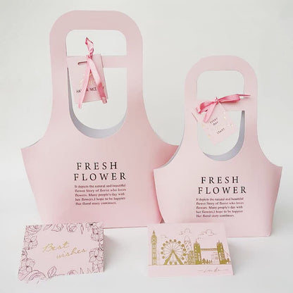 Sacchetti regalo in carta kraft con fiori e manico