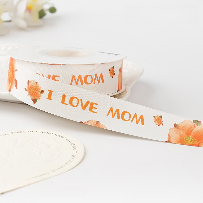 Confezione regalo per la festa della mamma con bouquet e nastro di raso