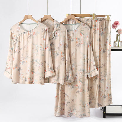 Loungewear in raso morbido in stile pastorale