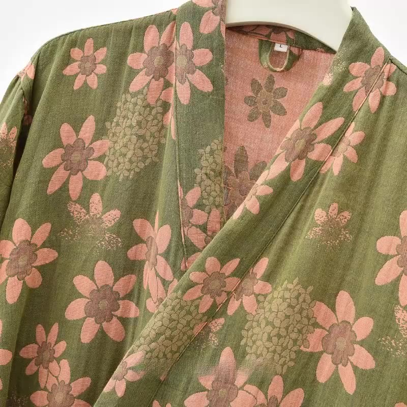 Accappatoio leggero in garza floreale jacquard