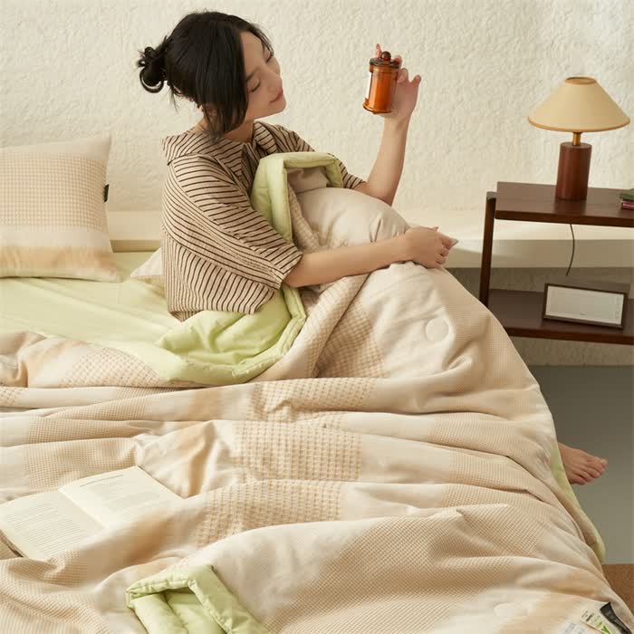 Biancheria da letto in puro cotone morbido e semplice