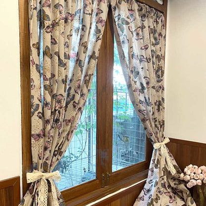 Tenda in cotone e lino con stampa a farfalla rustica
