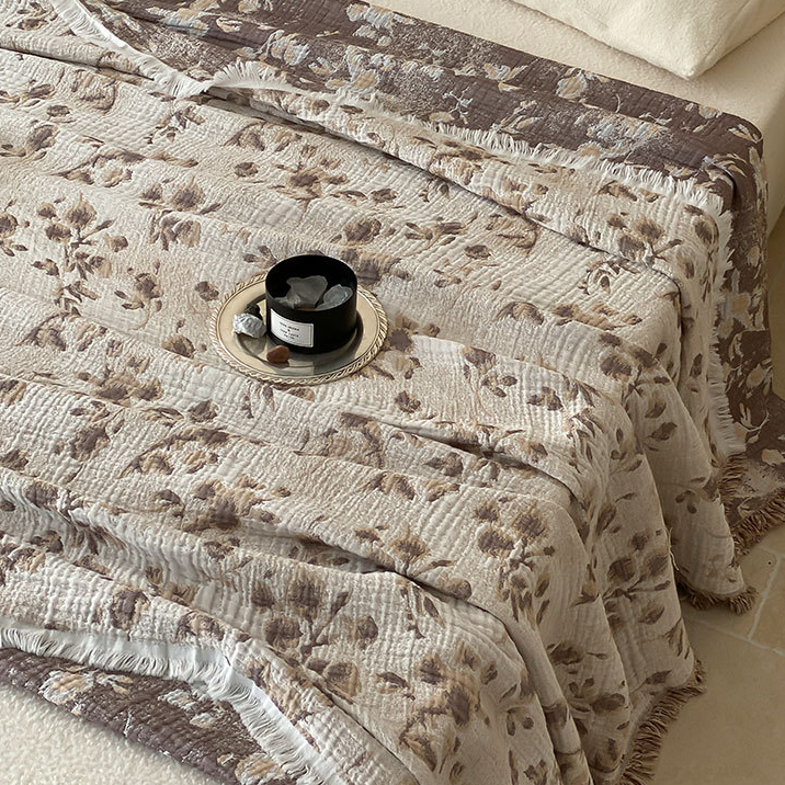 Trapunta reversibile con nappe in garza di cotone floreale vintage
