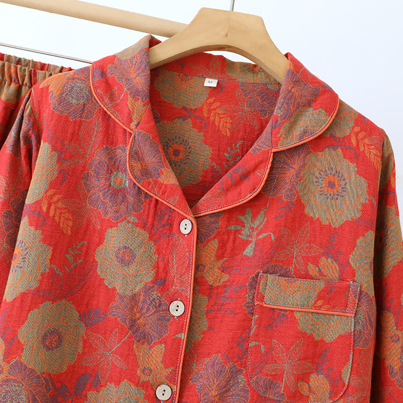 Completo da notte in puro cotone tinto in filo jacquard con motivo peonia