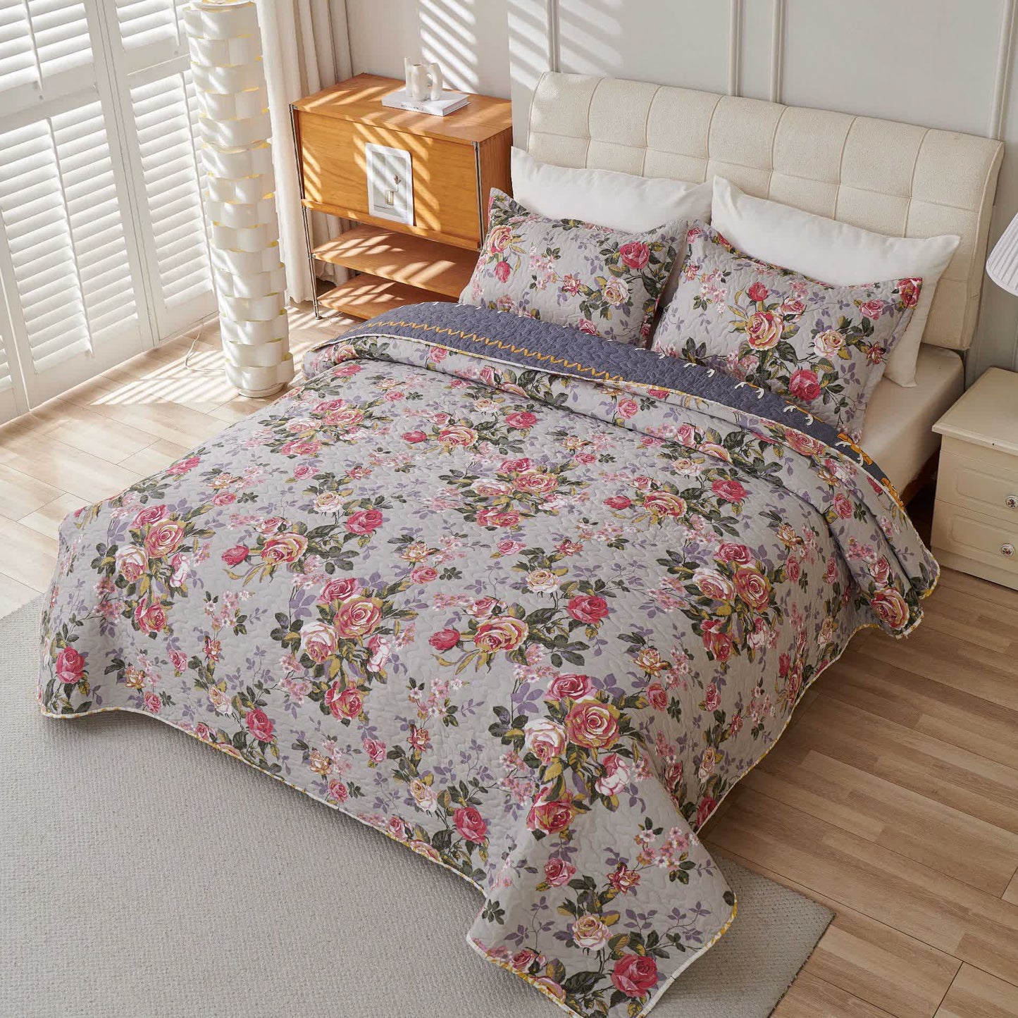 Copriletto retrò con fiori di peonia di lusso