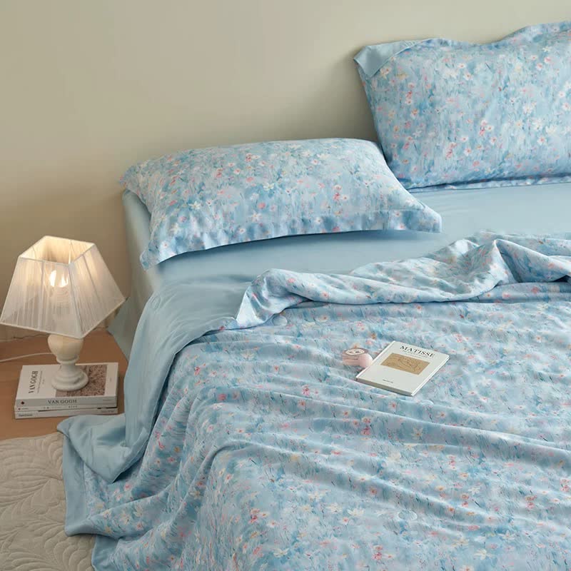 Set di biancheria da letto estiva floreale blu pastorale (4 pezzi)